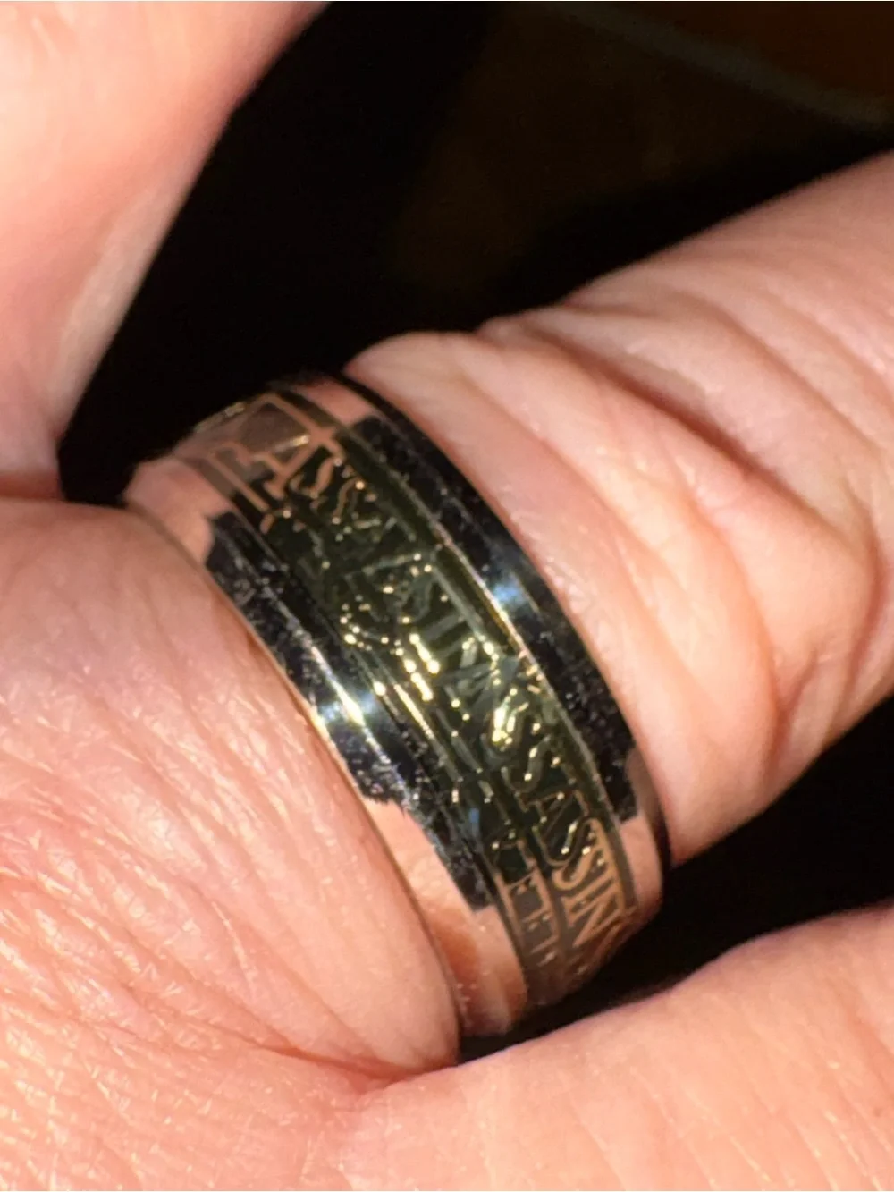 Men's Gold-Tone Engraved Spinner Ring - Gold size 8 1/2